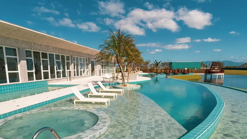 Lote beira lago no Condomínio Wave Home Resort: 6ª foto da galeria de imagens do imóvel