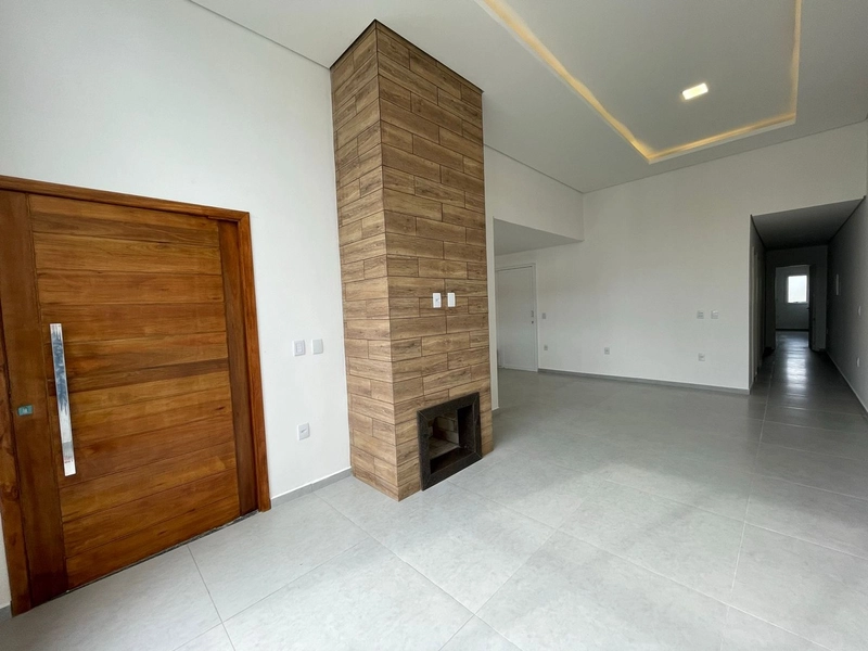 Casa à venda no centro de Imbé: 3ª foto da galeria de imagens do imóvel