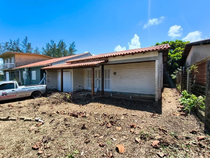 Casa no centro de Imbé: 1ª foto da galeria de imagens do imóvel