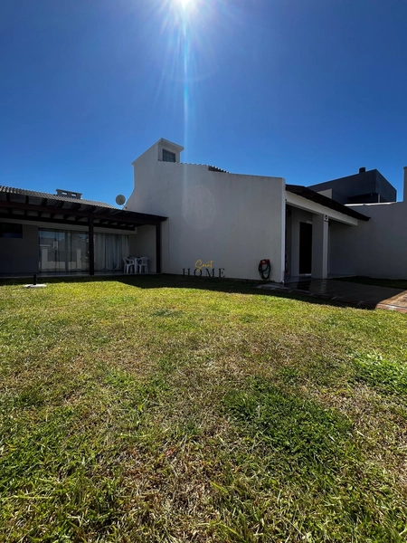 Casa à venda no centro de Imbé: 9ª foto da galeria de imagens do imóvel