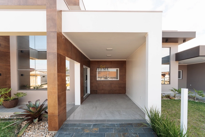 Casa nova à venda no centro de Imbé: 2ª foto da galeria de imagens do imóvel