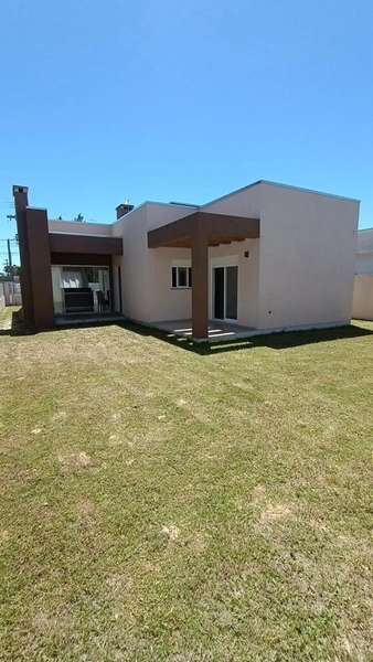 Casa à venda no centro de Imbé: 21ª foto da galeria de imagens do imóvel