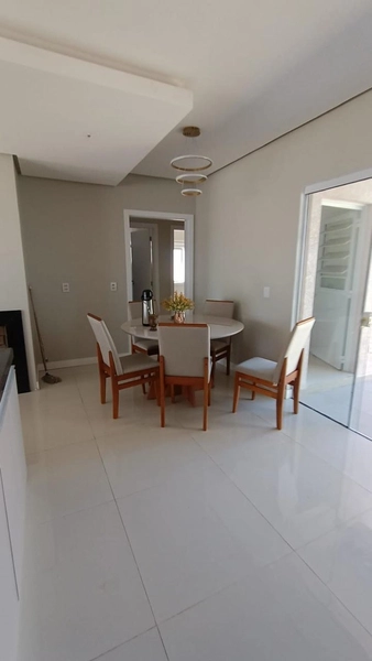 Casa à venda no centro de Imbé: 10ª foto da galeria de imagens do imóvel