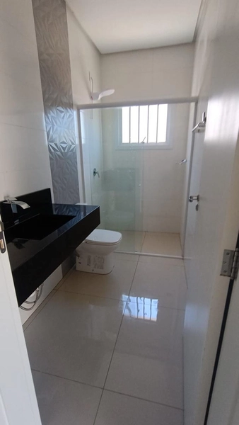 Casa à venda no centro de Imbé: 3ª foto da galeria de imagens do imóvel