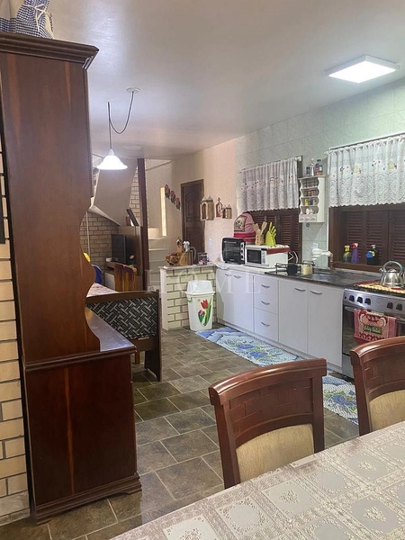 Casa à venda, Próximo ao mar: 3ª foto da galeria de imagens do imóvel