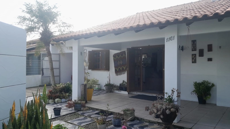 Casa à venda em Imbé - Centro: 2ª foto da galeria de imagens do imóvel