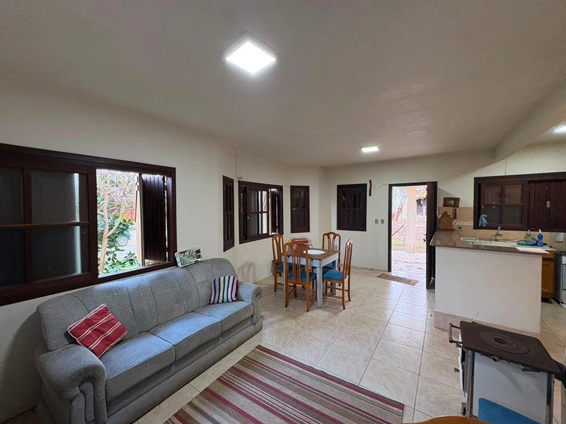 🏡 Casa à Venda no Balneário Mariluz – Imbé/RS | Próxima ao Mar 🌊: 2ª foto da galeria de imagens do imóvel