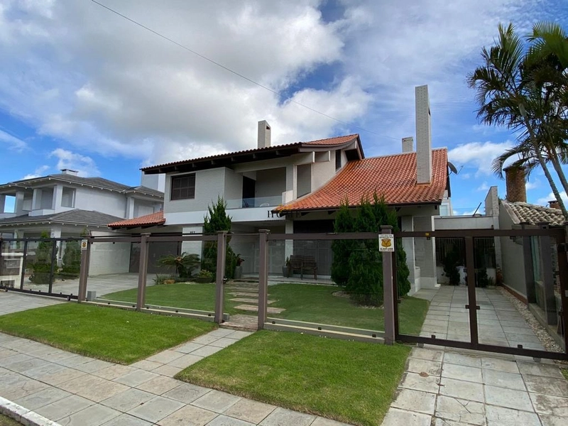 CASA EM ATLÂNTIDA PRÓXIMO AO CABURÉ MOBILIADA E DECORADA: 1ª foto da galeria de imagens do imóvel