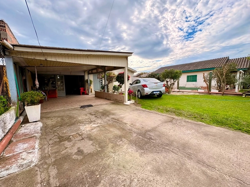 Casa à venda em Imbé: 1ª foto da galeria de imagens do imóvel