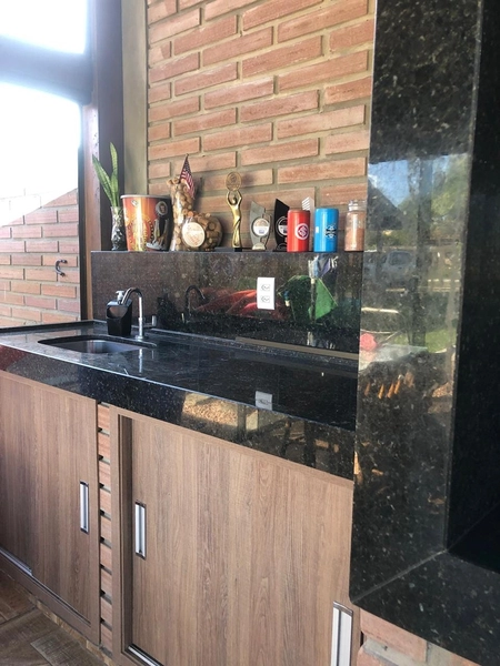 🏡 Casa com terreno amplo à venda no Litoral Norte/RS: 3ª foto da galeria de imagens do imóvel
