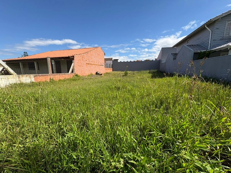 Terreno em Mariluz próximo ao mar : 1ª foto da galeria de imagens do imóvel