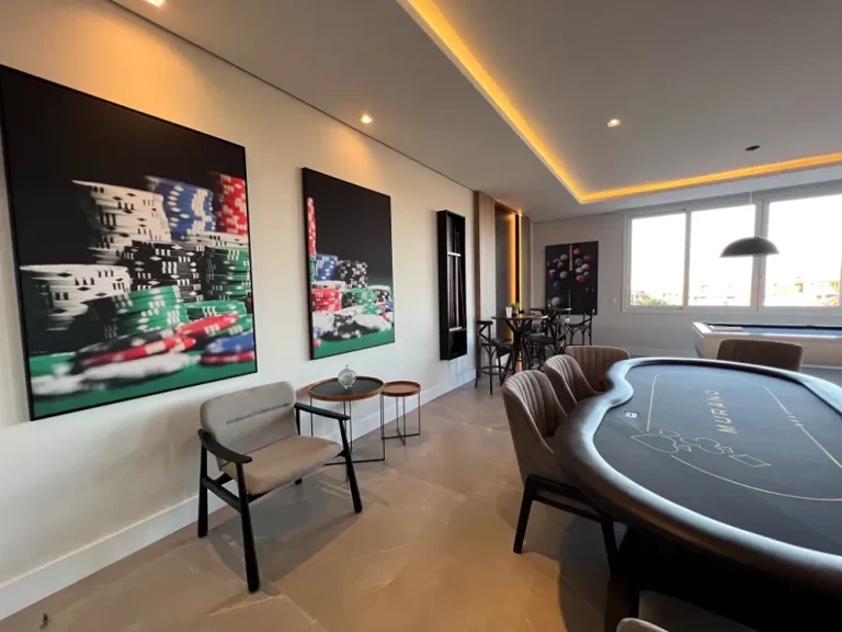 CASA COM 3 DORMITÓRIOS NO MURANO : 50ª foto da galeria de imagens do imóvel