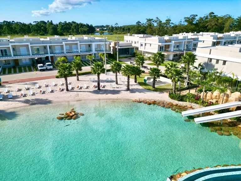 CASA COM 3 DORMITÓRIOS NO MURANO : 42ª foto da galeria de imagens do imóvel