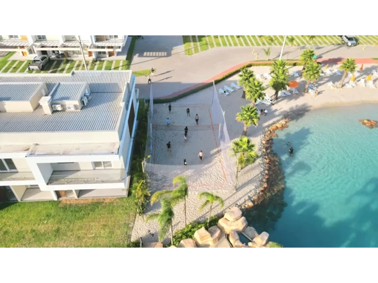 CASA COM 3 DORMITÓRIOS NO MURANO : 45ª foto da galeria de imagens do imóvel