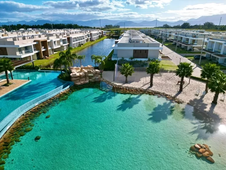 CASA COM 3 DORMITÓRIOS NO MURANO : 43ª foto da galeria de imagens do imóvel