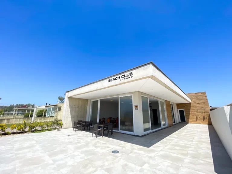 CASA COM 3 DORMITÓRIOS NO MURANO : 13ª foto da galeria de imagens do imóvel