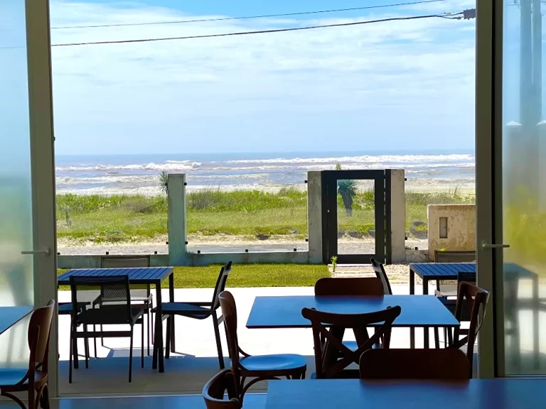 CASA COM 3 DORMITÓRIOS NO MURANO : 14ª foto da galeria de imagens do imóvel