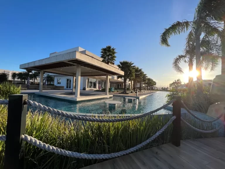 CASA COM 3 DORMITÓRIOS NO MURANO : 40ª foto da galeria de imagens do imóvel