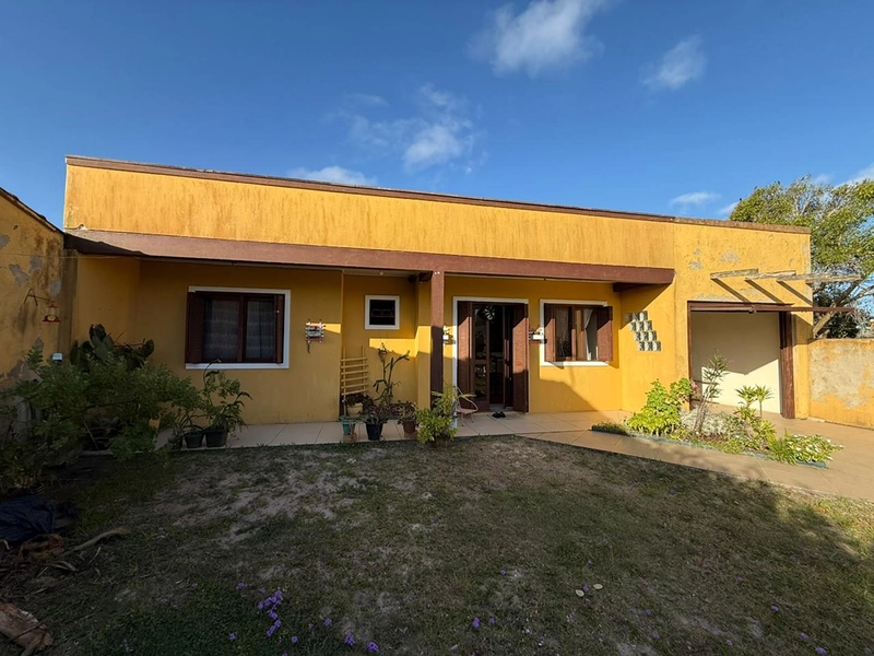 Casa à venda em Imbé - Mariluz: 1ª foto da galeria de imagens do imóvel