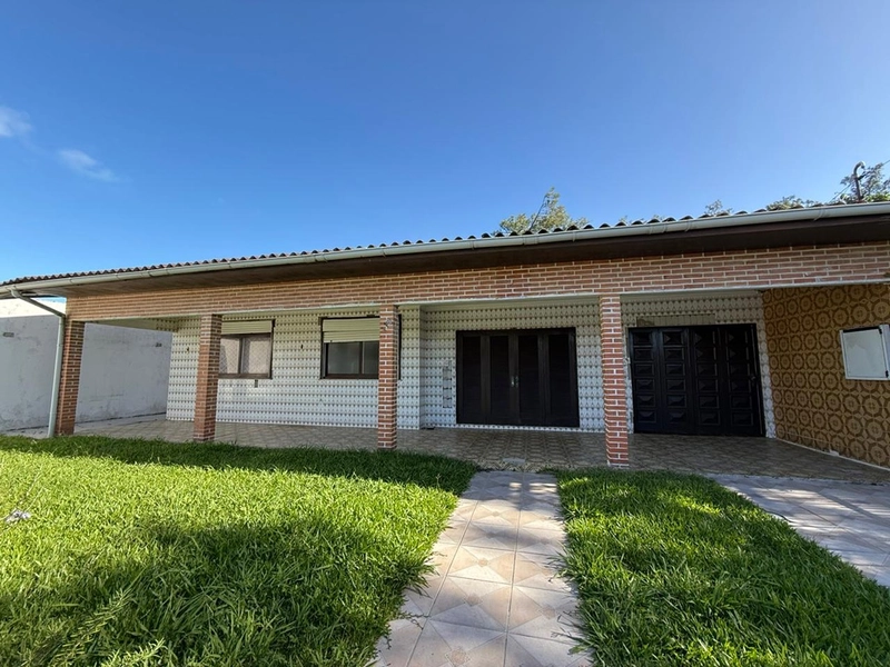 Casa próxima ao mar em Imbé - Balneário Santa Terezinha: 3ª foto da galeria de imagens do imóvel