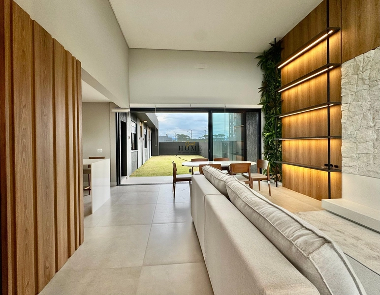 Casa à venda em Xangri-lá: 2ª foto da galeria de imagens do imóvel