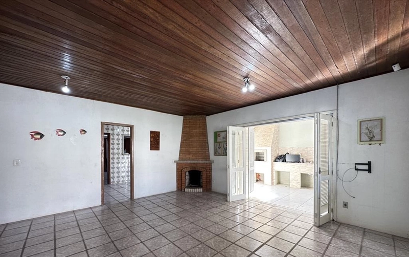 Casa à venda no centro de Imbé: 5ª foto da galeria de imagens do imóvel