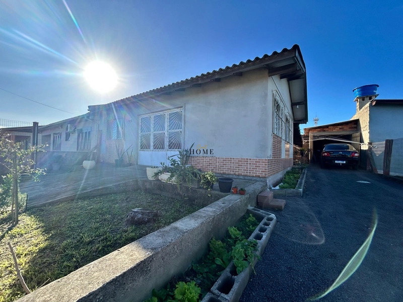 Casa em Mariluz: 1ª foto da galeria de imagens do imóvel