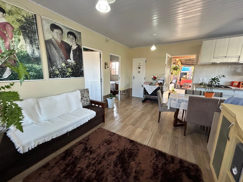 Casa em Mariluz: 2ª foto da galeria de imagens do imóvel
