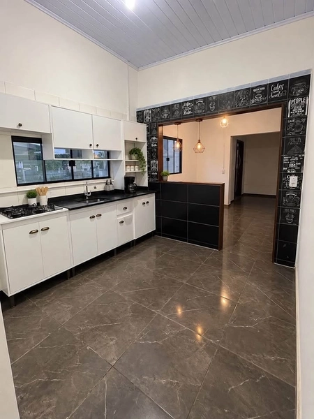 Casa no centro de Imbé: 2ª foto da galeria de imagens do imóvel