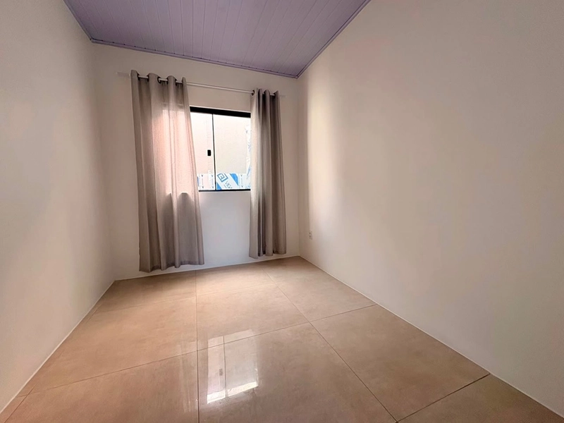 Excelente oportunidade no Balneário Harmonia, a apenas 150 metros do mar! 🌊🏡: 6ª foto da galeria de imagens do imóvel