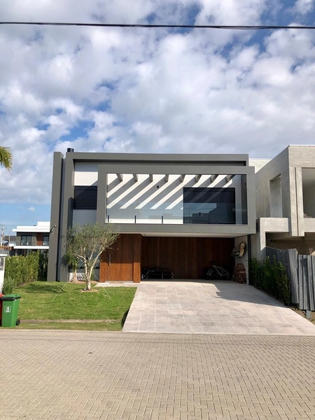 Casa beira lago no SUNSET: 1ª foto da galeria de imagens do imóvel