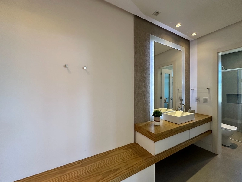 🌿 Exclusividade, sofisticação e uma vista privilegiada à beira do rio no Condomínio Golden River: 21ª foto da galeria de imagens do imóvel