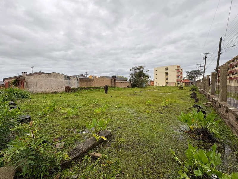 🌊 TERRENO À VENDA A APENAS 150 METROS DO MAR!: 1ª foto da galeria de imagens do imóvel