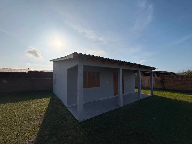 Casa à venda - Região de moradores fixos : 2ª foto da galeria de imagens do imóvel