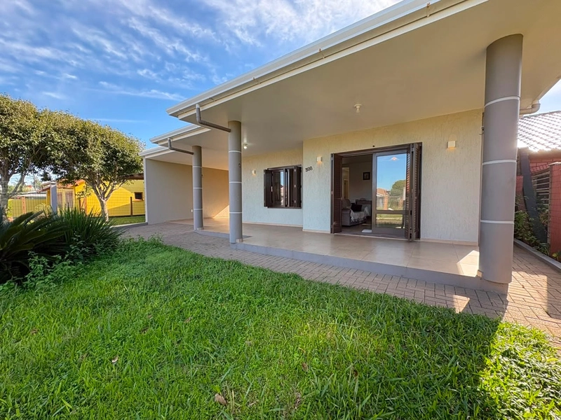 Casa à venda em Imbé - Próxima ao mar: 2ª foto da galeria de imagens do imóvel