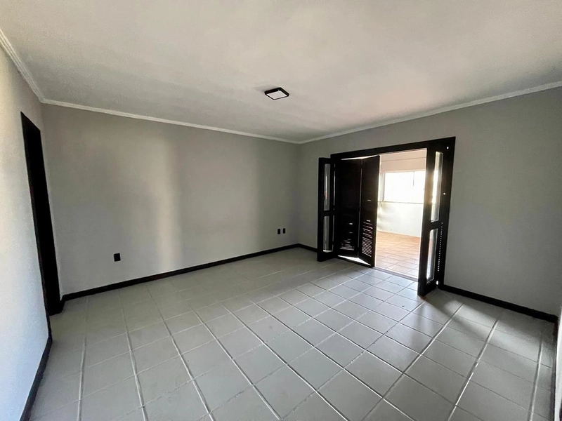 Casa à venda em Tramandaí - Próximo a Plataforma : 23ª foto da galeria de imagens do imóvel