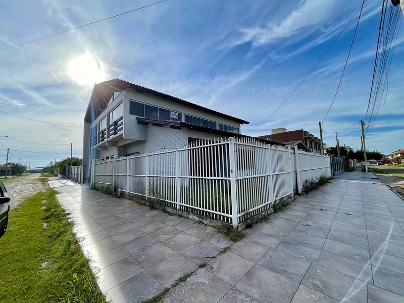 Casa à venda em Tramandaí - Próximo a Plataforma : 28ª foto da galeria de imagens do imóvel