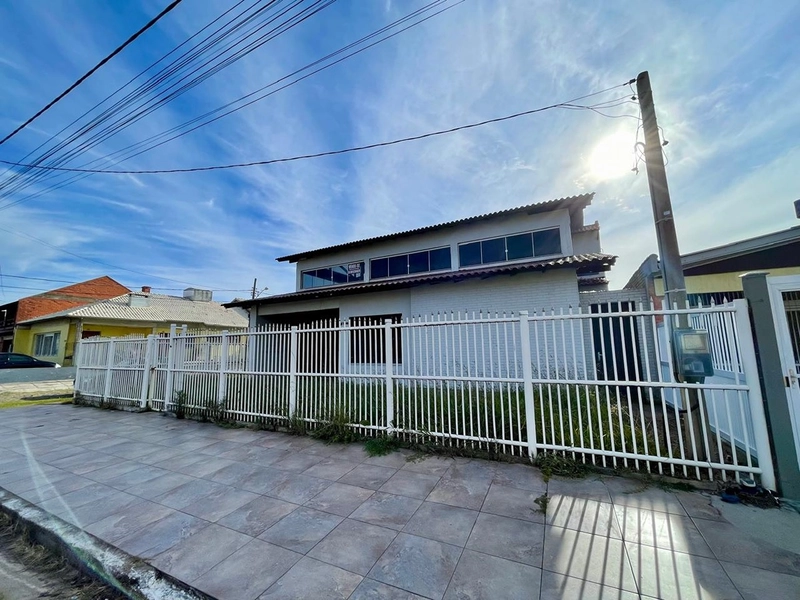 Casa à venda em Tramandaí - Próximo a Plataforma : 31ª foto da galeria de imagens do imóvel