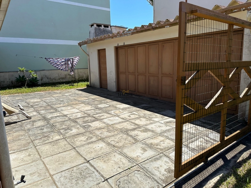 Casa à venda próxima ao mar: 2ª foto da galeria de imagens do imóvel