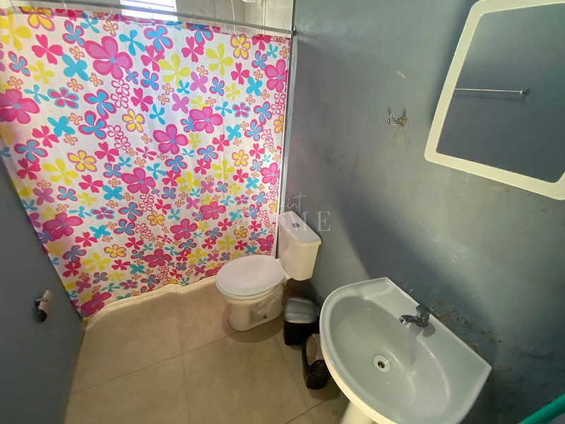 Casa à venda: 3ª foto da galeria de imagens do imóvel