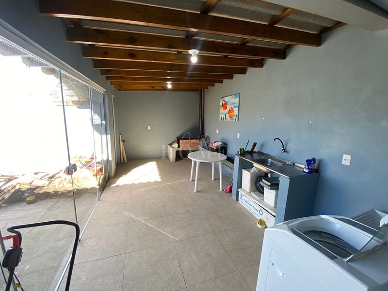 Casa à venda: 2ª foto da galeria de imagens do imóvel