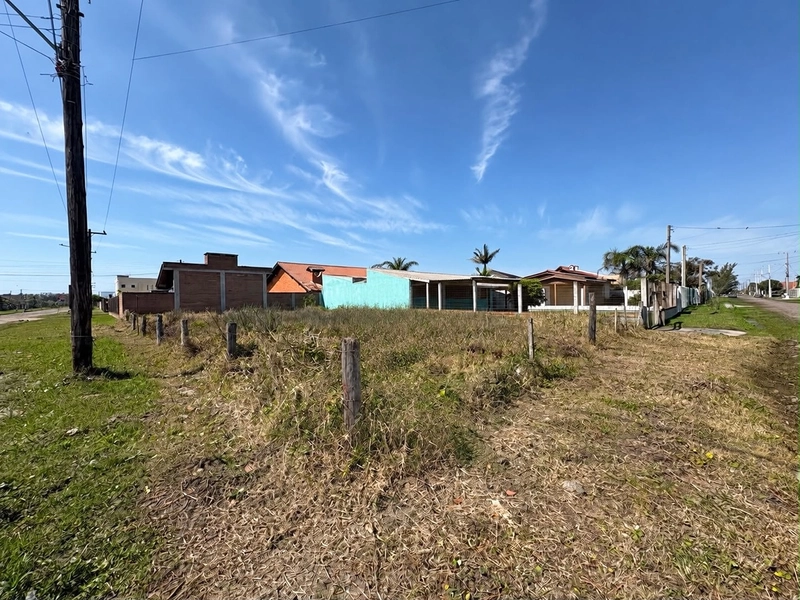 🏡 TERRENO DE ESQUINA À VENDA | IMBÉ – BALNEÁRIO PRESIDENTE: 1ª foto da galeria de imagens do imóvel