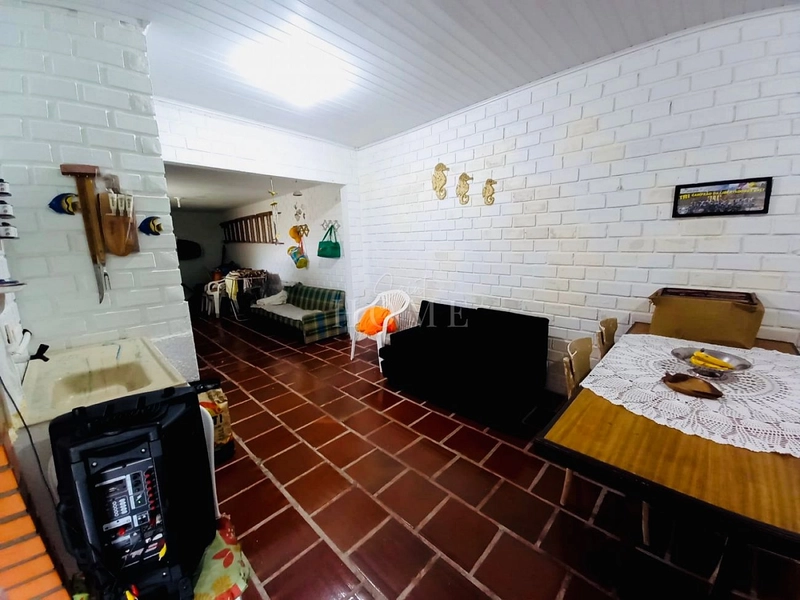 Casa à venda, próximo ao mar: 6ª foto da galeria de imagens do imóvel