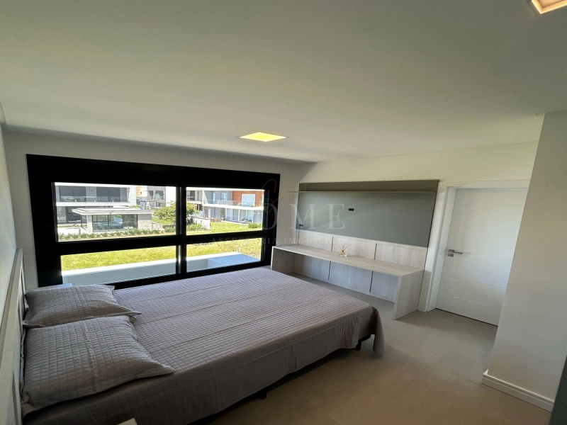 CASA EM CONDOMÍNIO, COM 4 SUÍTES, MOBILIADA E DECORADA!: 8ª foto da galeria de imagens do imóvel