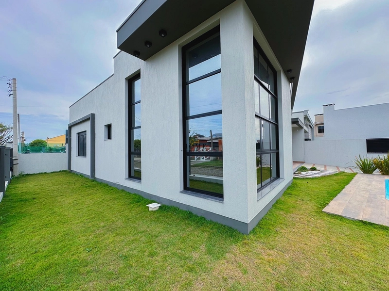 Casa à venda no centro de Imbé: 7ª foto da galeria de imagens do imóvel