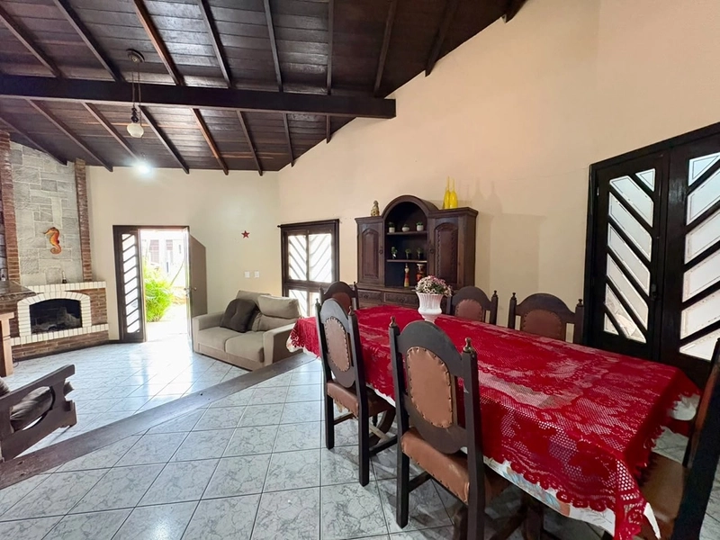 🏡 EXCELENTE RESIDÊNCIA À VENDA EM IMBÉ – BALNEÁRIO MARILUZ 🌊: 4ª foto da galeria de imagens do imóvel