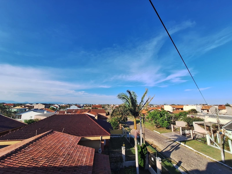 Linda casa à venda na praia de Imbé – Próxima ao mar!: 5ª foto da galeria de imagens do imóvel