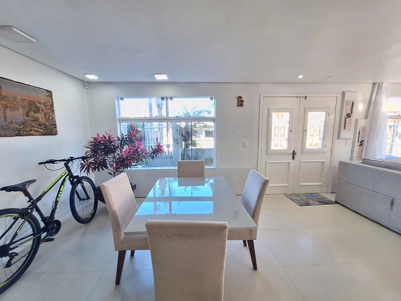 Linda casa à venda na praia de Imbé – Próxima ao mar!: 10ª foto da galeria de imagens do imóvel