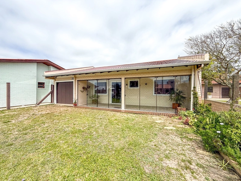 Casa à Venda em Mariluz – Imbé: 1ª foto da galeria de imagens do imóvel