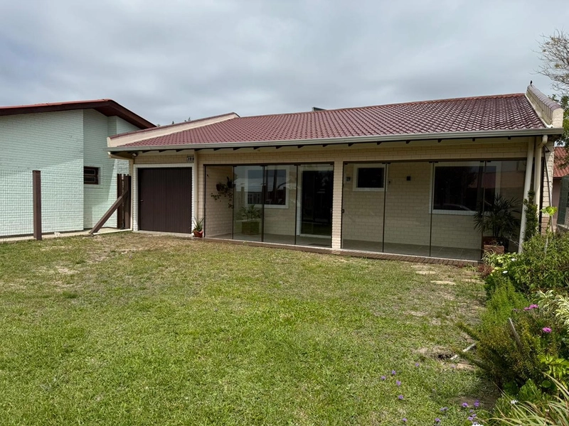 Casa à Venda em Mariluz – Imbé: 2ª foto da galeria de imagens do imóvel